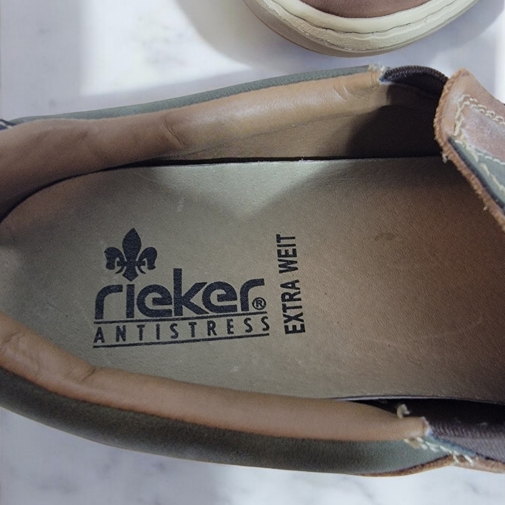 Rieker Men's size Euro 44 US 10.5 suited for people with bunions. Lightweight. - Picture 3 of 7